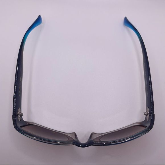 Foster Grant Polarized Brown to Blue Ombré with Rhinestones accents - Picture 8 of 11